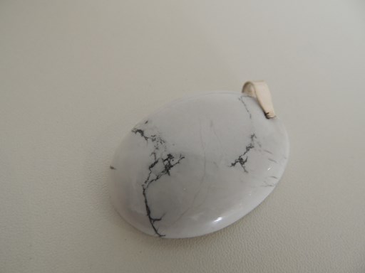 Pendentif Howlite